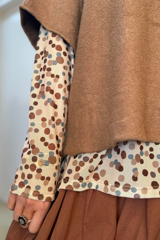 Bobby Mesh Layering Top Terrazzo Spot Stone